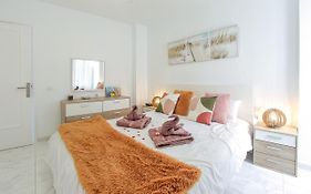 Gorgeous Los Diamantes Home