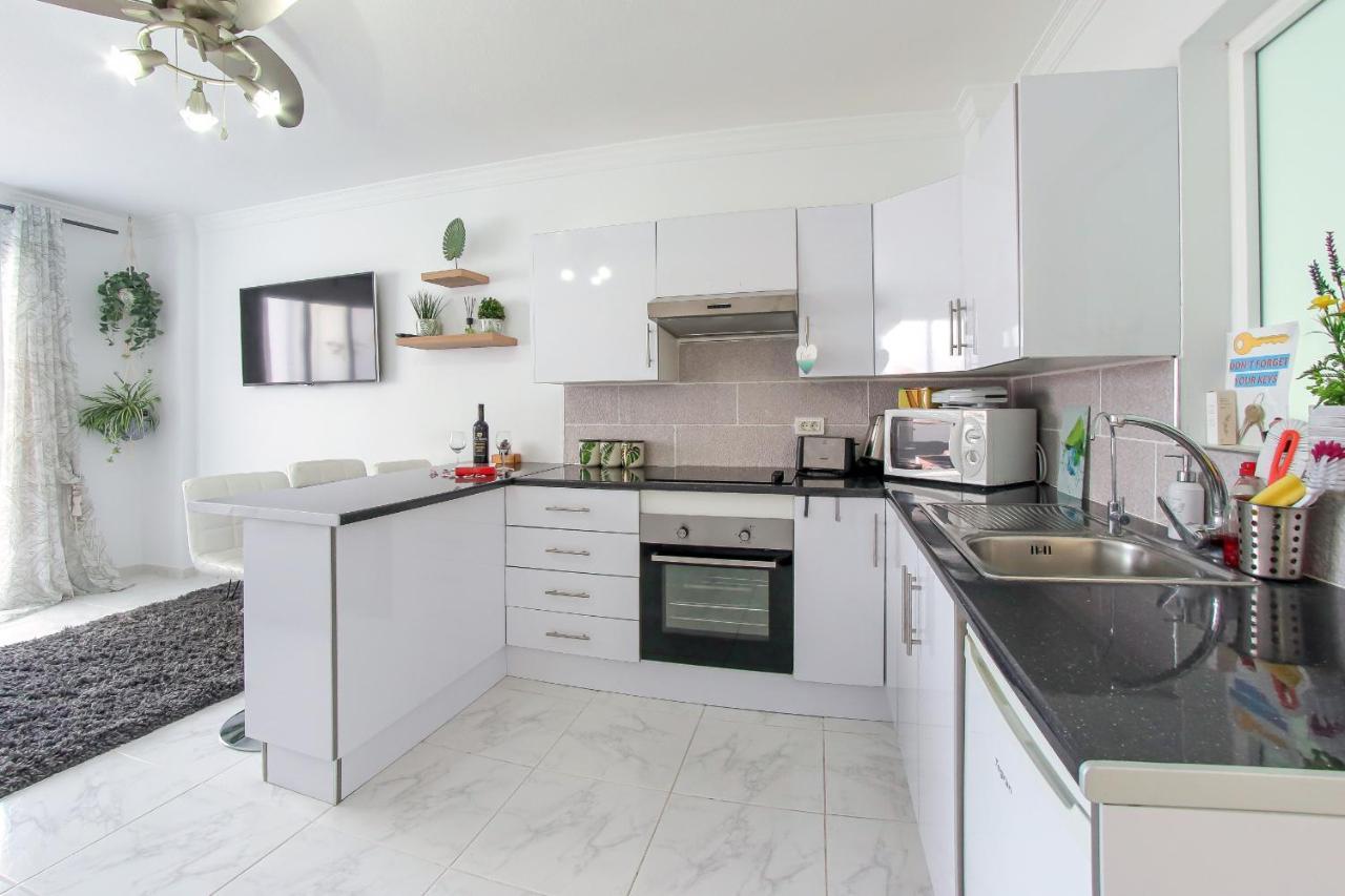 Gorgeous Los Diamantes Home Los Cristianos  Exterior photo